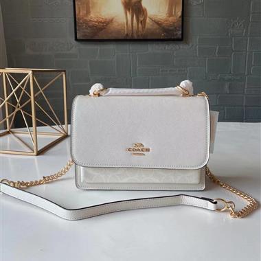 COACH   2025新款女生時尚包包 尺寸：22*15*9CM