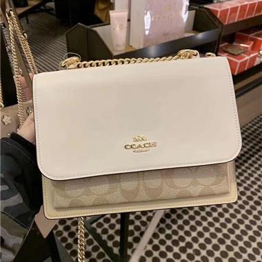 COACH   2025新款女生時尚包包 尺寸：22*15*9CM