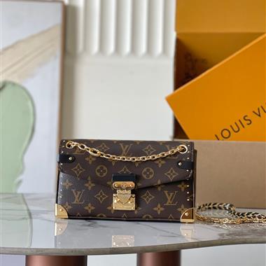 LOUIS VUITTON  2025新款女生時尚包包 尺寸：25x15x12CM