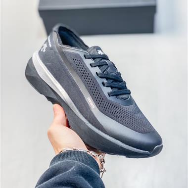 DESCENTE BOA DUAL IS 時尚休閒運動覆蓋防水越野跑鞋