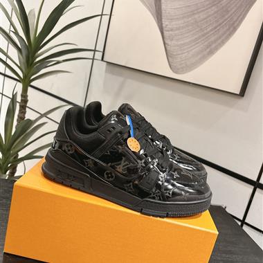 Louis Vuitton   2026新款男生休閒時尚鞋子