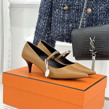 HERMES   2026新款女生休閒時尚鞋子