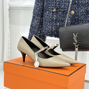 HERMES   2026新款女生休閒時尚鞋子