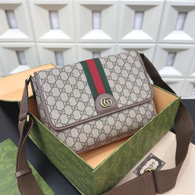 GUCCI  2026新款男生時尚皮夾 尺寸：28 x 20CM