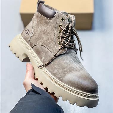UGGTasman Weather Hybrid 塔斯曼混合系列戶外中幫休閒馬丁靴雪地靴