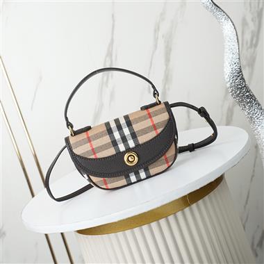BURBERRY   2025新款女生時尚包包   尺寸：19× 5× 11CM