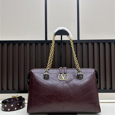 Valentino   2025新款女生時尚包包   尺寸：33*19.5*9CM