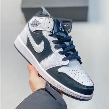 Nike Jordan Air Jordan 1 Mid 復古籃球鞋