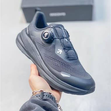 DESCENTE LAVITATE WIRE 3.0輕盈緩震透氣鞋