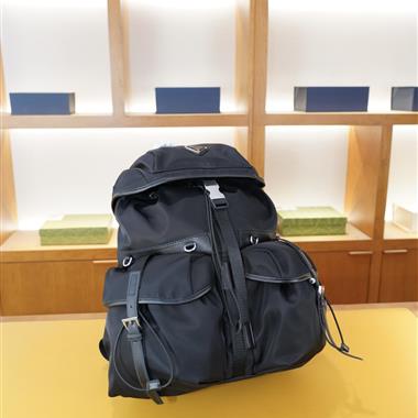 PRADA  2025新款男生時尚包包 尺寸：38x45x18CM