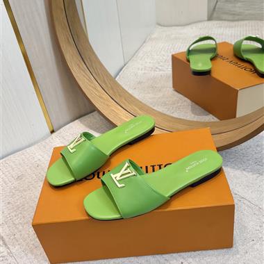 LOUIS VUITTON  2026新款女生休閒時尚鞋子