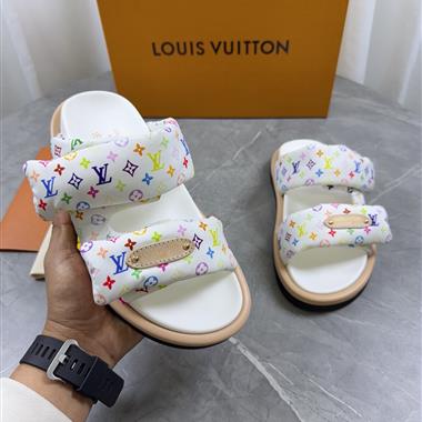 LOUIS VUITTON    2026新款男生休閒時尚鞋子