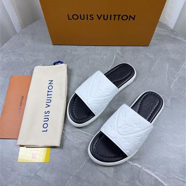 LOUIS VUITTON    2026新款男生休閒時尚鞋子