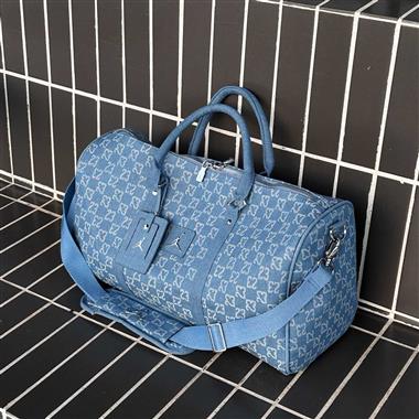 NIKE   2026新款時尚休閒包  尺寸：46*25*22CM