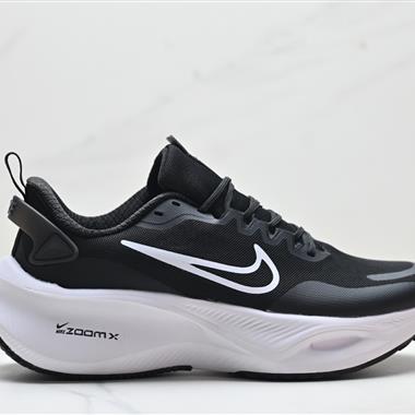 Nike Zoomx Plus 輕便緩震 針織網面透氣跑步鞋