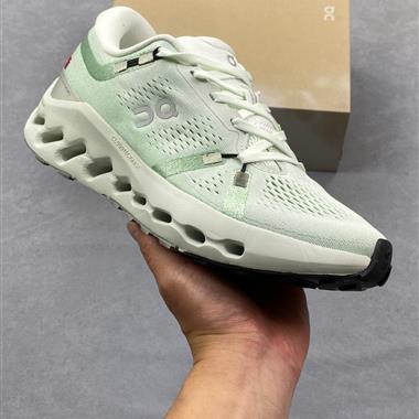 On 昂跑 Cloud 6 Coast 輕量運動休閒鞋