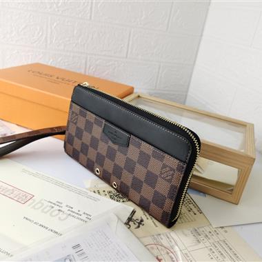 LOUIS VUITTON   2026新款時尚包包  尺寸：19*11*3.5CM