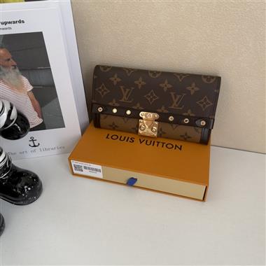 LOUIS VUITTON   2026新款時尚包包 尺寸：21*10CM