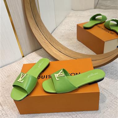Louis Vuitton   2026新款女生休閒時尚鞋子