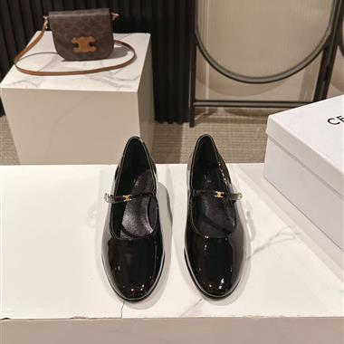 CELINE   2026新款女生休閒時尚鞋子