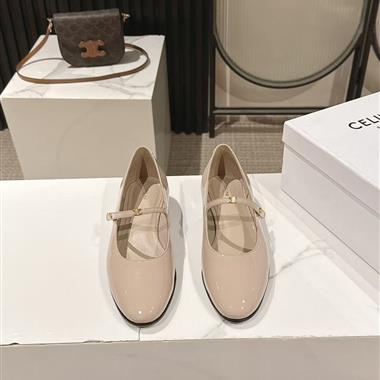 CELINE   2026新款女生休閒時尚鞋子