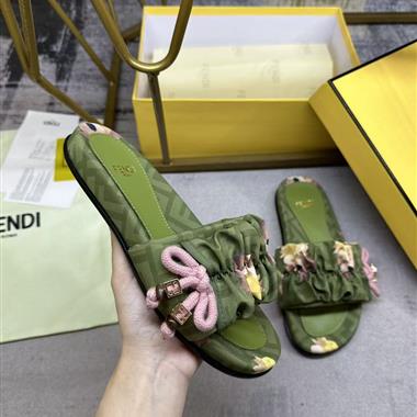 FENDI   2026新款女生休閒時尚鞋子