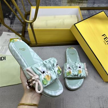 FENDI   2026新款女生休閒時尚鞋子