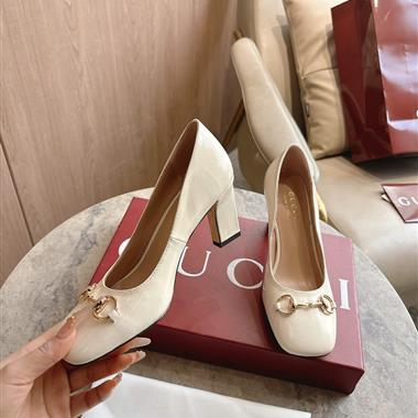 GUCCI   2026新款女生休閒時尚鞋子