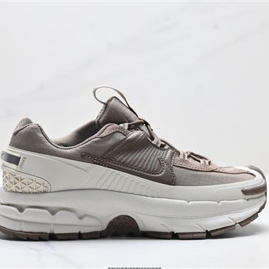 Nike Zoom Vomero Roam 復古休閒運動慢跑鞋