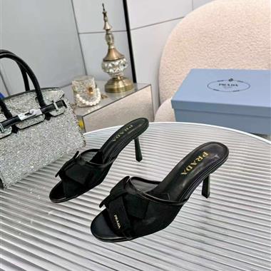 PRADA  2026新款女生休閒時尚鞋子