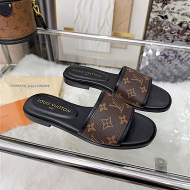 LOUIS VUITTON   2026新款女生休閒時尚鞋子