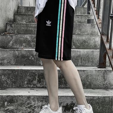 ADIDAS   2026夏季新款休閒短褲