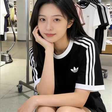 ADIDAS  2026夏季新款短袖T恤