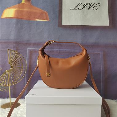 CELINE   2026新款女生時尚包包   尺寸：24*21*5CM