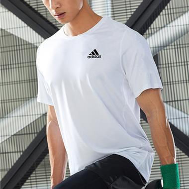 ADIDAS    2026夏季新款短袖T恤