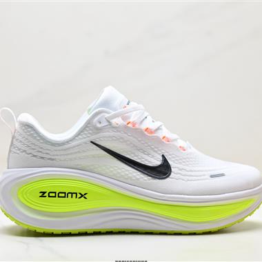 Nike Vomero Plus 舒適減震防滑 低幫跑步鞋