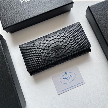 PRADA   2026新款時尚皮夾  尺寸：19*10CM