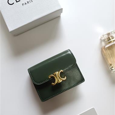 CELINE    2026新款時尚皮夾  尺寸：10.5x8.5x3CM