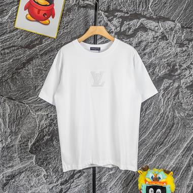 LouisVuitton   2026夏季新款短袖T恤  尺寸偏大