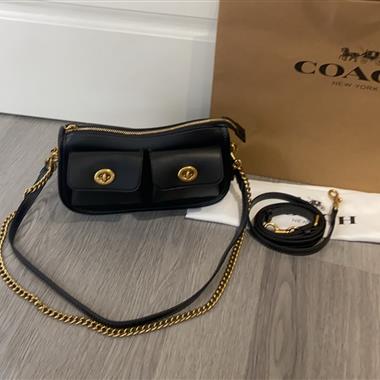 COACH   2026新款女生時尚包包  尺寸：22*13*7CM
