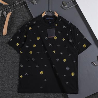 LouisVuitton   2026夏季新款短袖T恤   尺寸偏大