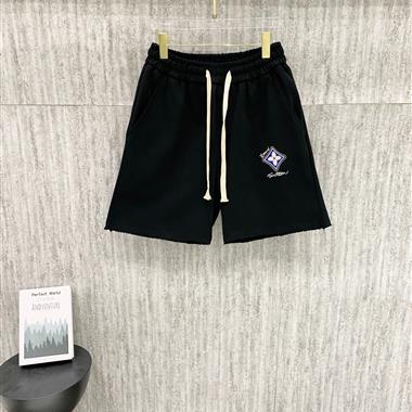 LouisVuitton   2026夏季新款休閒短褲   尺寸偏大