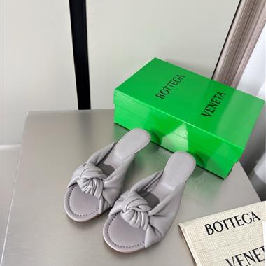 BOTTEGA VENETA  2026新款女生休閒時尚鞋子