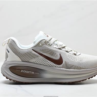 Nike VOMERO 18 舒適減震防滑 低幫跑步鞋