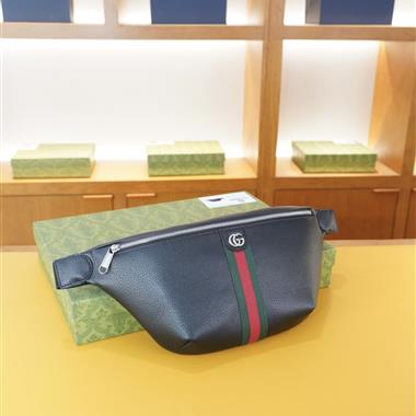 GUCCI   2026新款男生時尚包包  尺寸：46x18x5CM