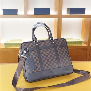 LOUIS VUITTON   2026新款男生時尚包包  尺寸：38x28x7CM