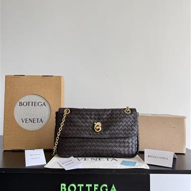 BOTTEGA VENETA  2026新款女生時尚包包  尺寸：27*16*6CM