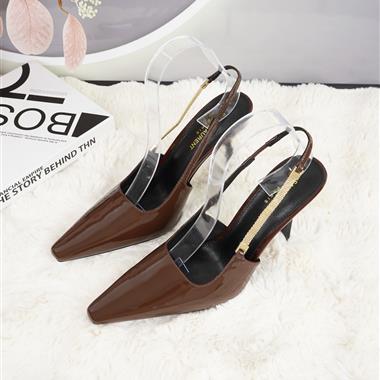 YSL   2026新款女生休閒時尚鞋子