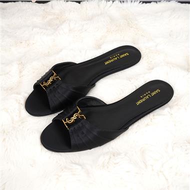 YSL   2026新款女生休閒時尚鞋子