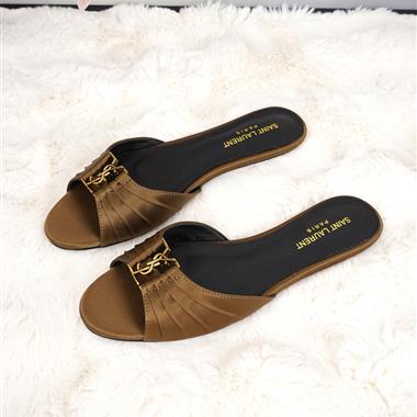YSL   2026新款女生休閒時尚鞋子